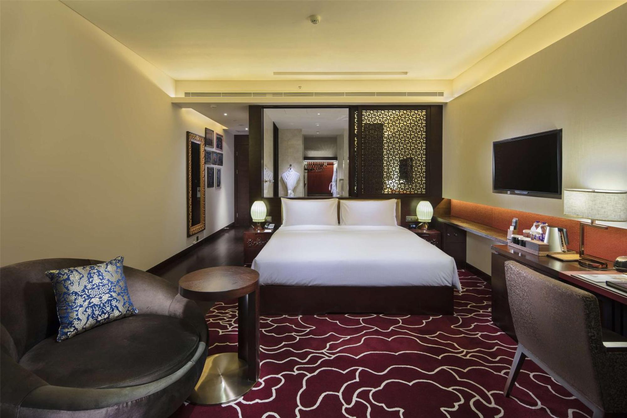 Hilton Linzhi Resort Nyingchi Bagian luar foto